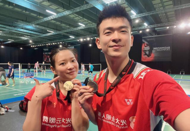 开云app下载-石宇奇力克李梓嘉问鼎男单 国羽4金2银收官丹麦赛