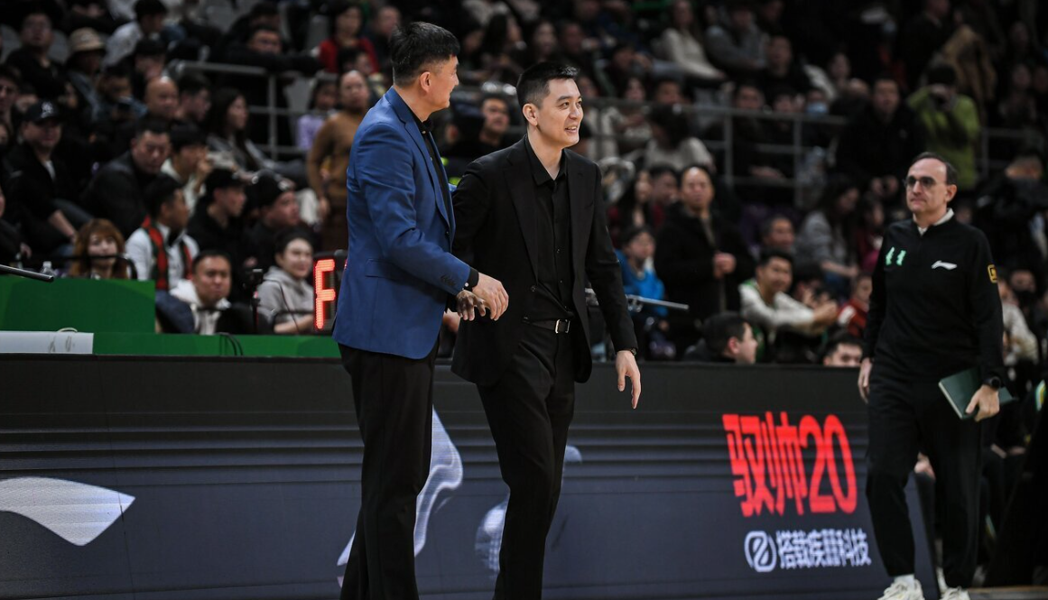 还在挽留!辽媒曝杨鸣回沈去了俱乐部 他若走谁合适执教辽篮?