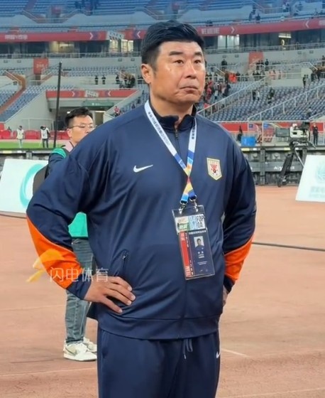 kaiyun-泰山队遭遇两连败,赛后谢场韩鹏一脸严肃